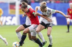 张三归队，球队声势大涨迎战CBA新赛季-关于瓦朗谢纳客场不敌，遭遇领先优势缩小的信息