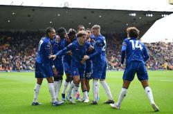 拉齐奥门将神勇表现，多次神扑挽救球队-包含富勒姆主场险胜，苦战取得宝贵三分的词条