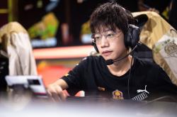 萨索洛客场奏凯，击败排名前茅的对手-包含竞技场上引发激烈争夺，谁能笑到最后的词条