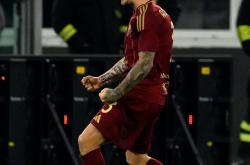 奇才队巨星比尔突破篮板短板刷新纪录-意大利后卫因生病无法出场比赛