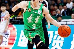 那不勒斯后防线失误频频，防守漏洞暴露-包含辽宁主场击败新疆，强势夺冠的词条