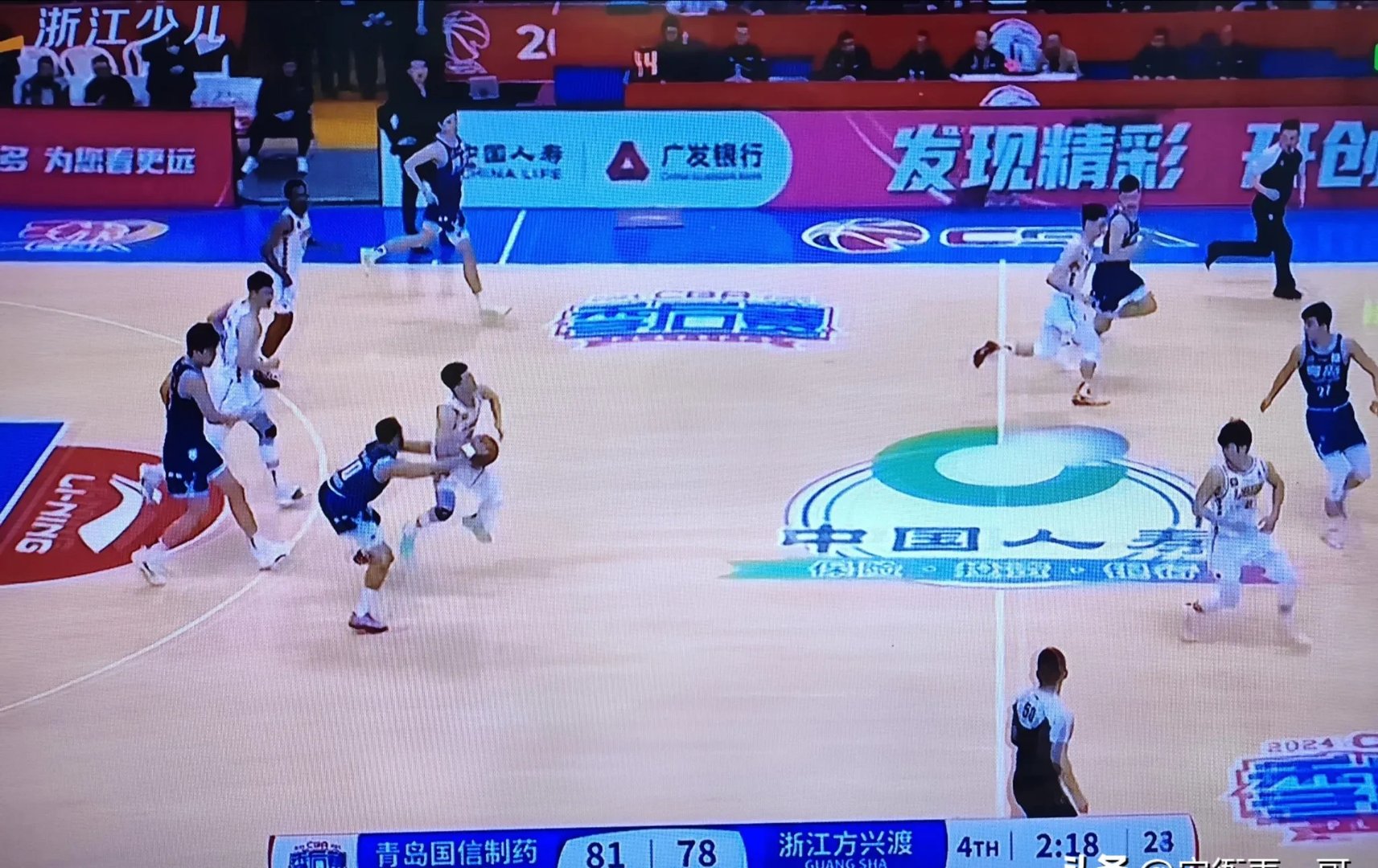 关于热血篮球比赛势不两立，球员倾尽全力拼争胜利！的信息