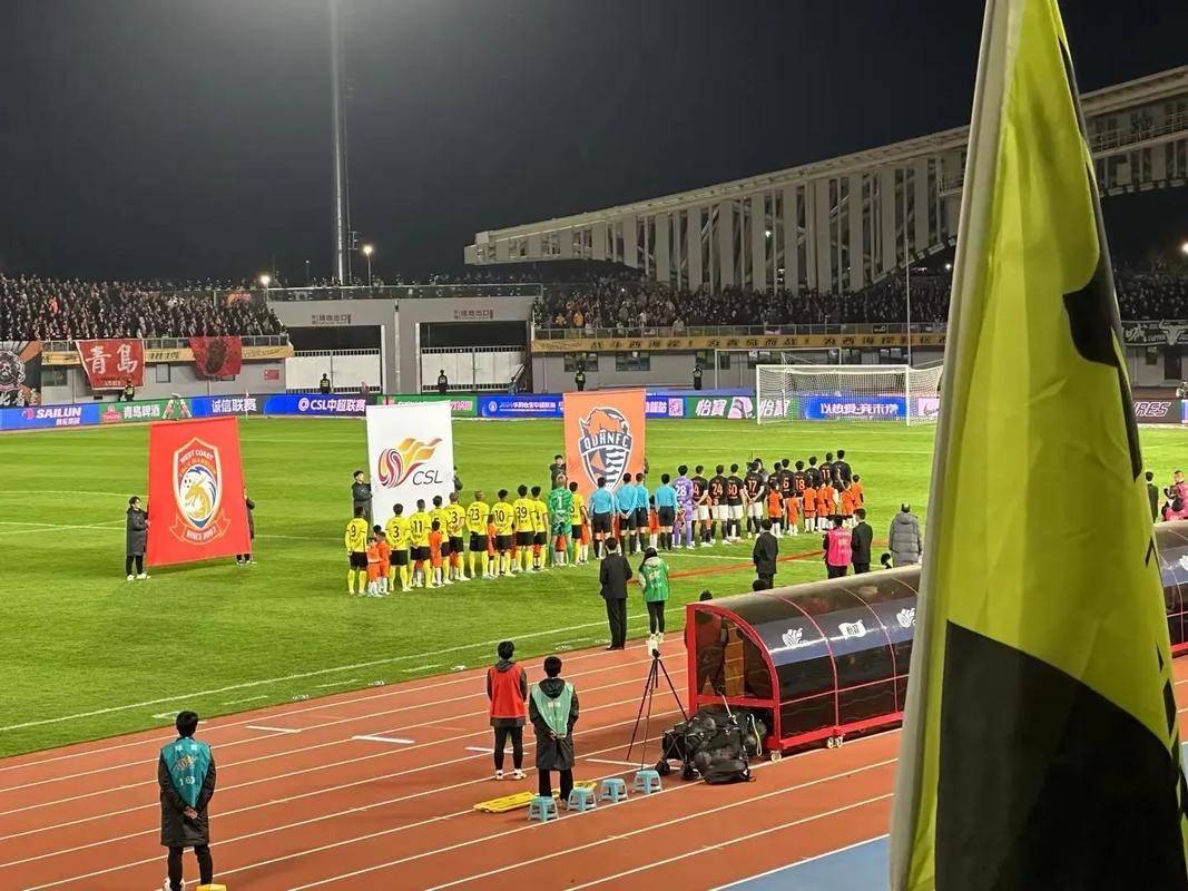 关于广州德比：恒大主场战平富力，榜首难变的信息