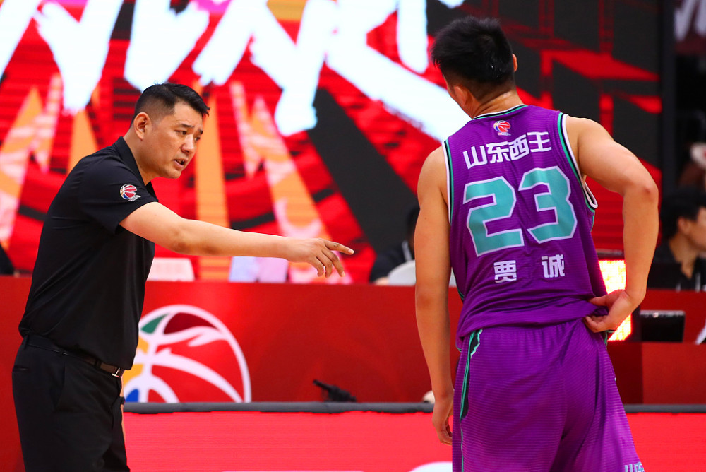 关于山西再胜青岛,稳定冲刺季后赛目标的信息 关于山西再胜青岛,稳定冲刺季后赛目标的信息