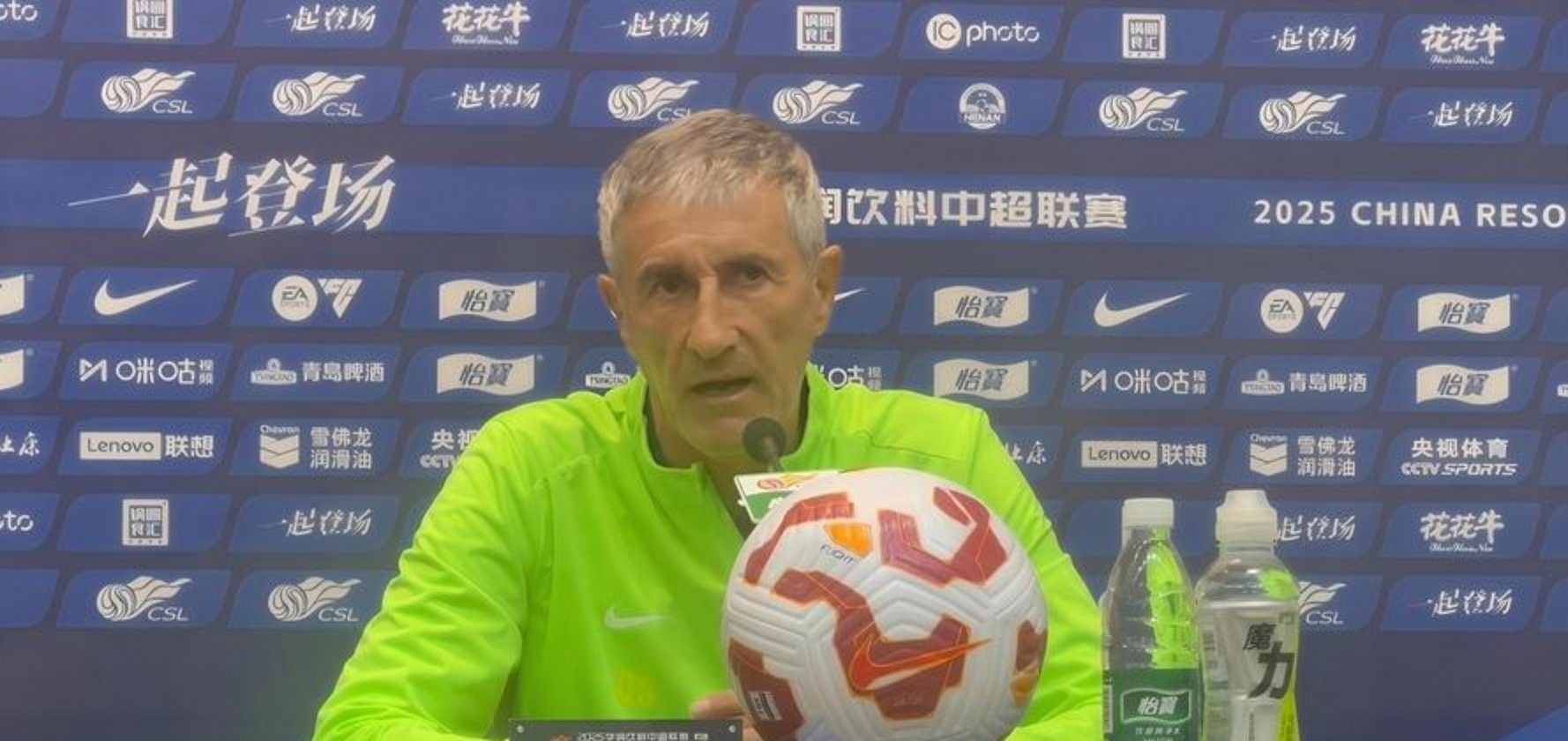 球队主教练宣布离职，新帅取代率队指挥